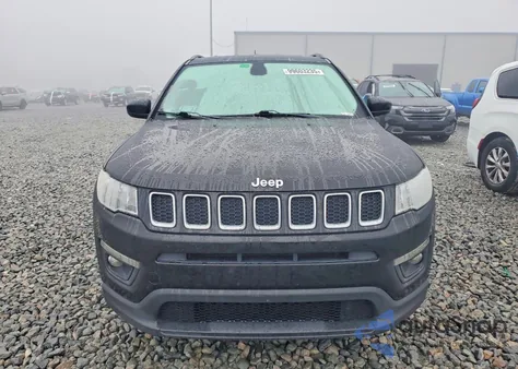 2019 Jeep Compass Latitude z USA, uszkodzony, nr VIN 3C4NJCBB2KT855582